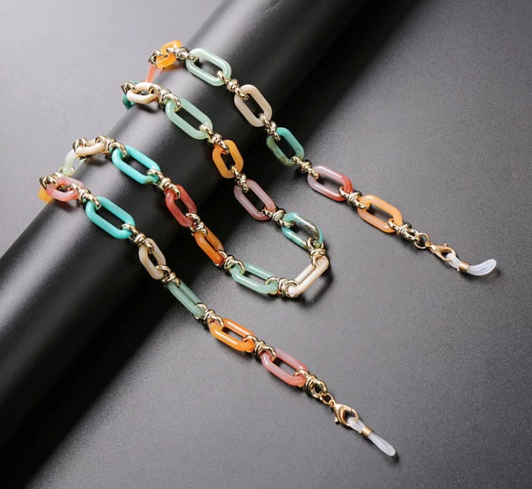 X-Variety of Oval acrylic and metal chains
