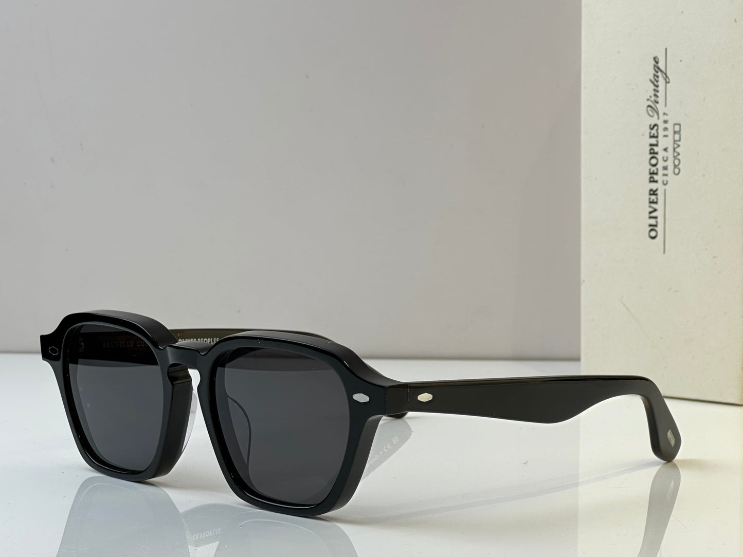 Oliver Peoples sun 2025