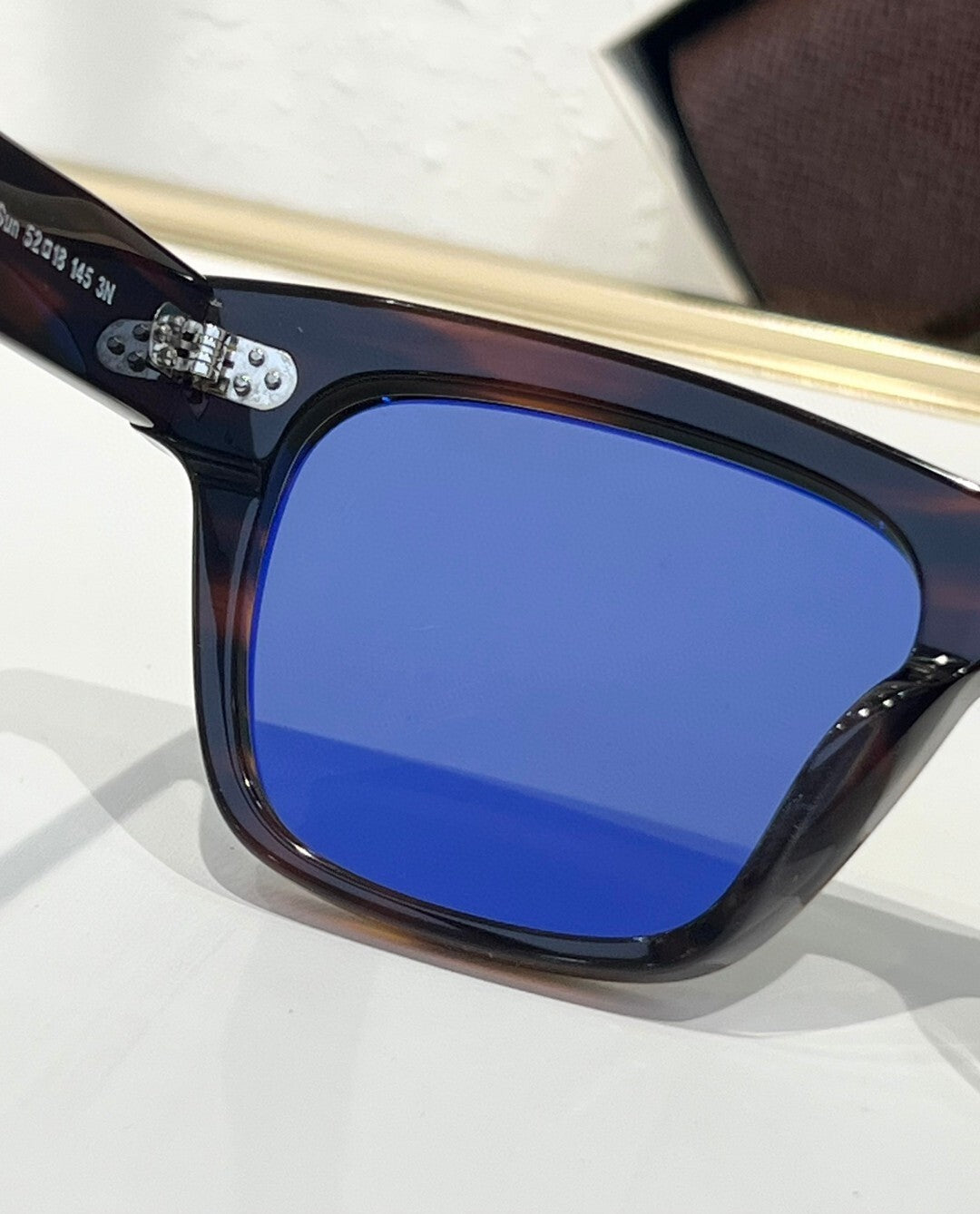 Oliver Peoples sun 2025