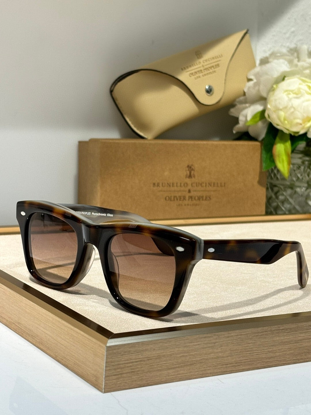 Oliver Peoples sun 2025