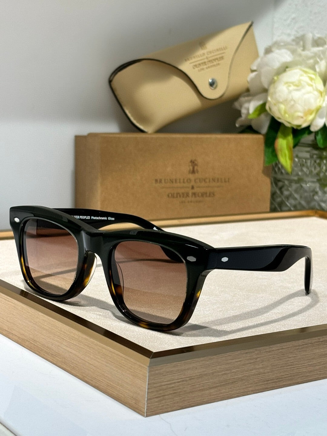 Oliver Peoples sun 2025