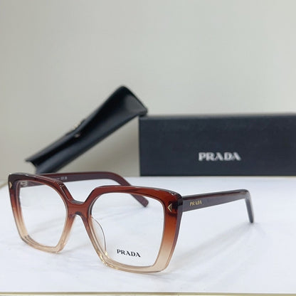 Prada  2025