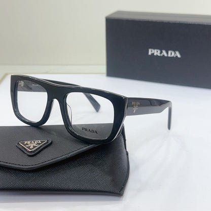 Prada  2025