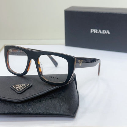 Prada  2025