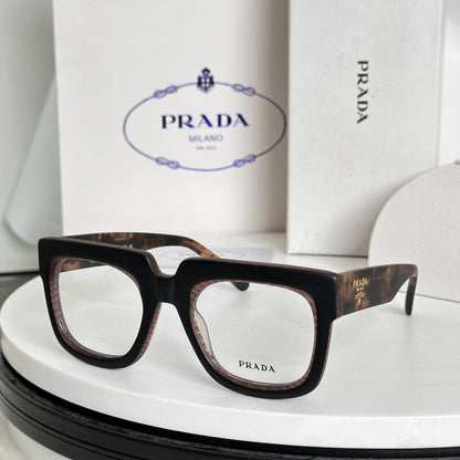 Prada  2025