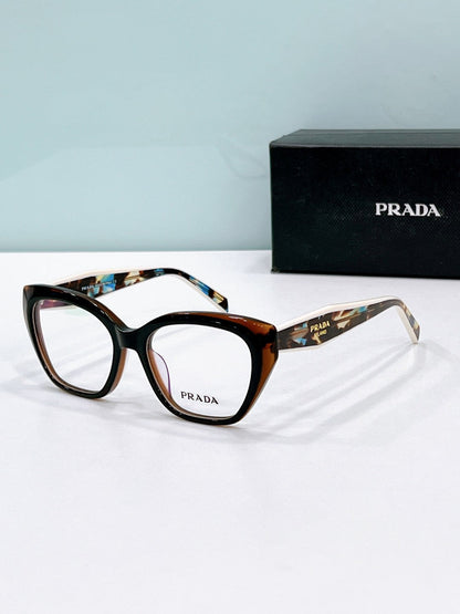 Prada  2025