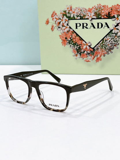 Prada  2025
