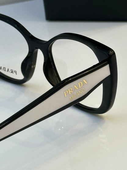 Prada  2025