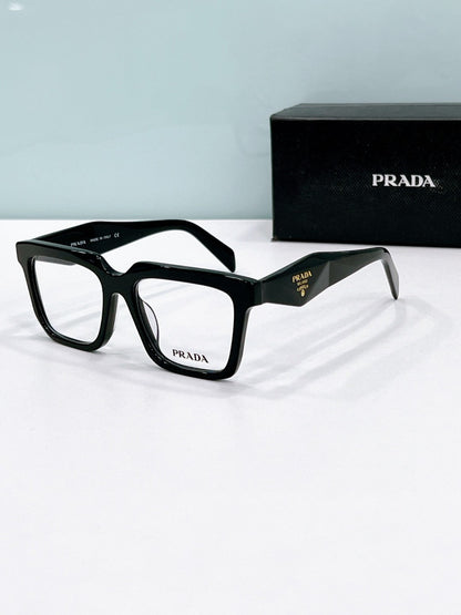 Prada  2025
