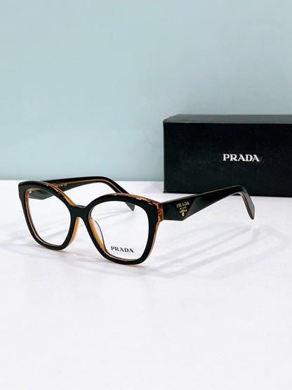 Prada  2025