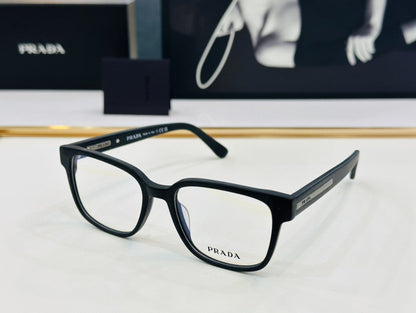 Prada  2025