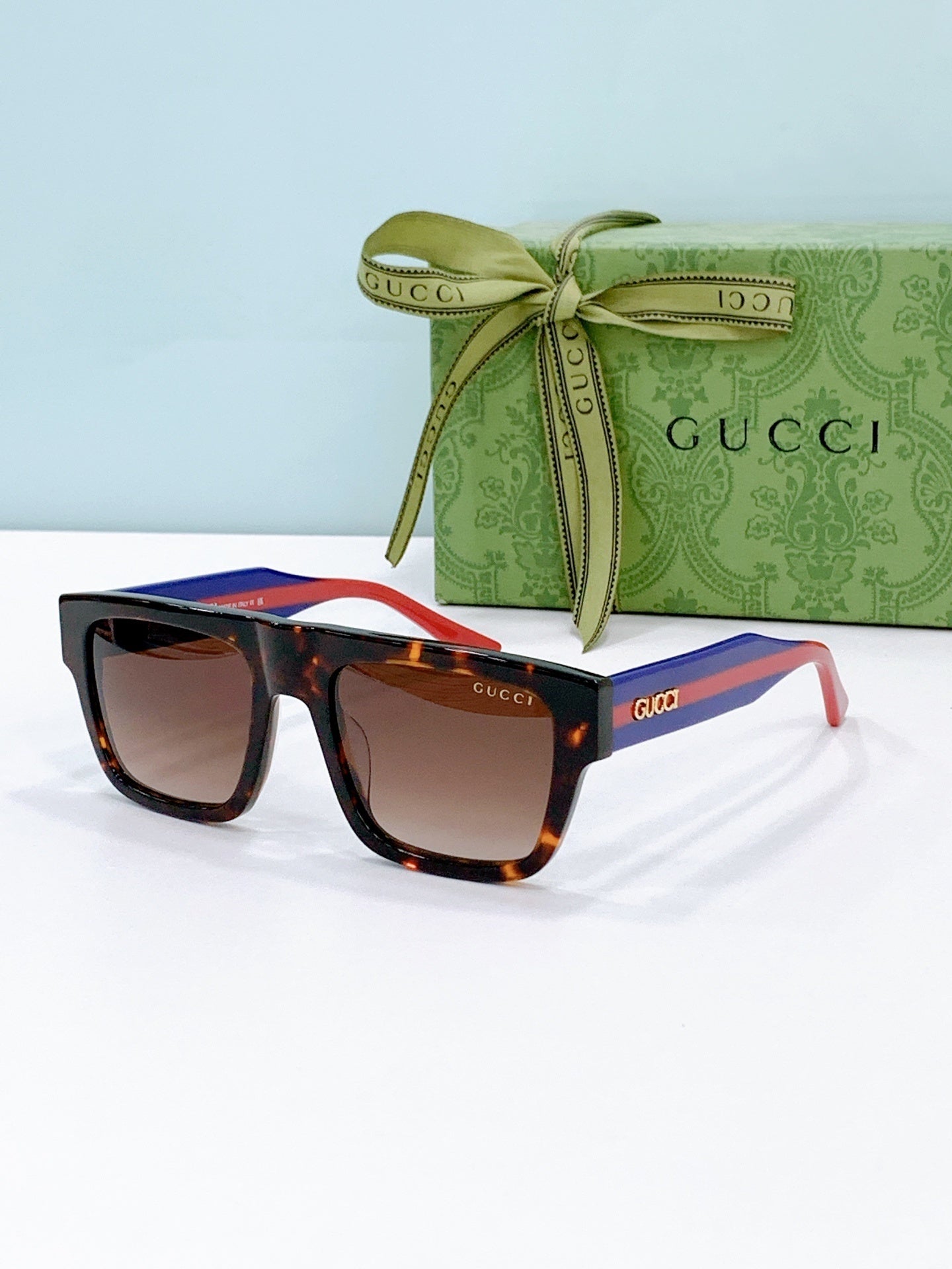 Gucci sun 2025