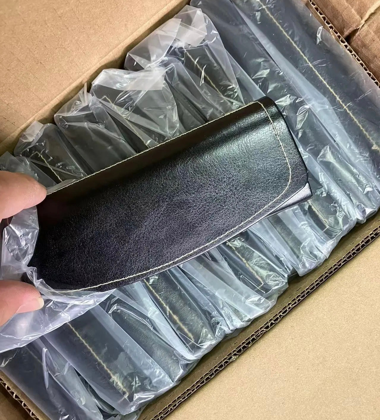 B-Case 117