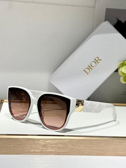 Dior 7-25