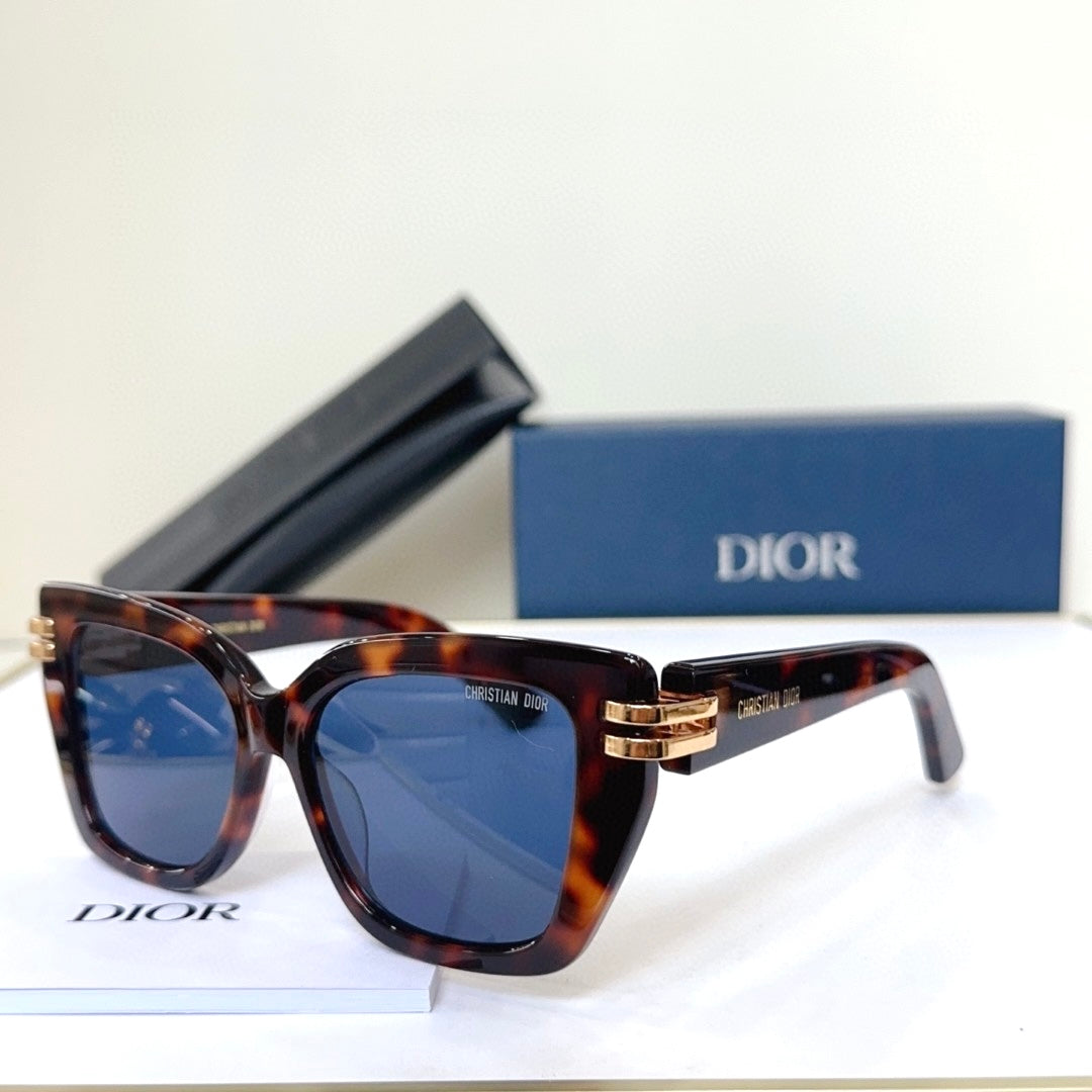 Dior 7-25
