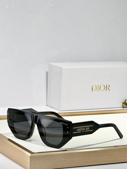 Dior 7-25