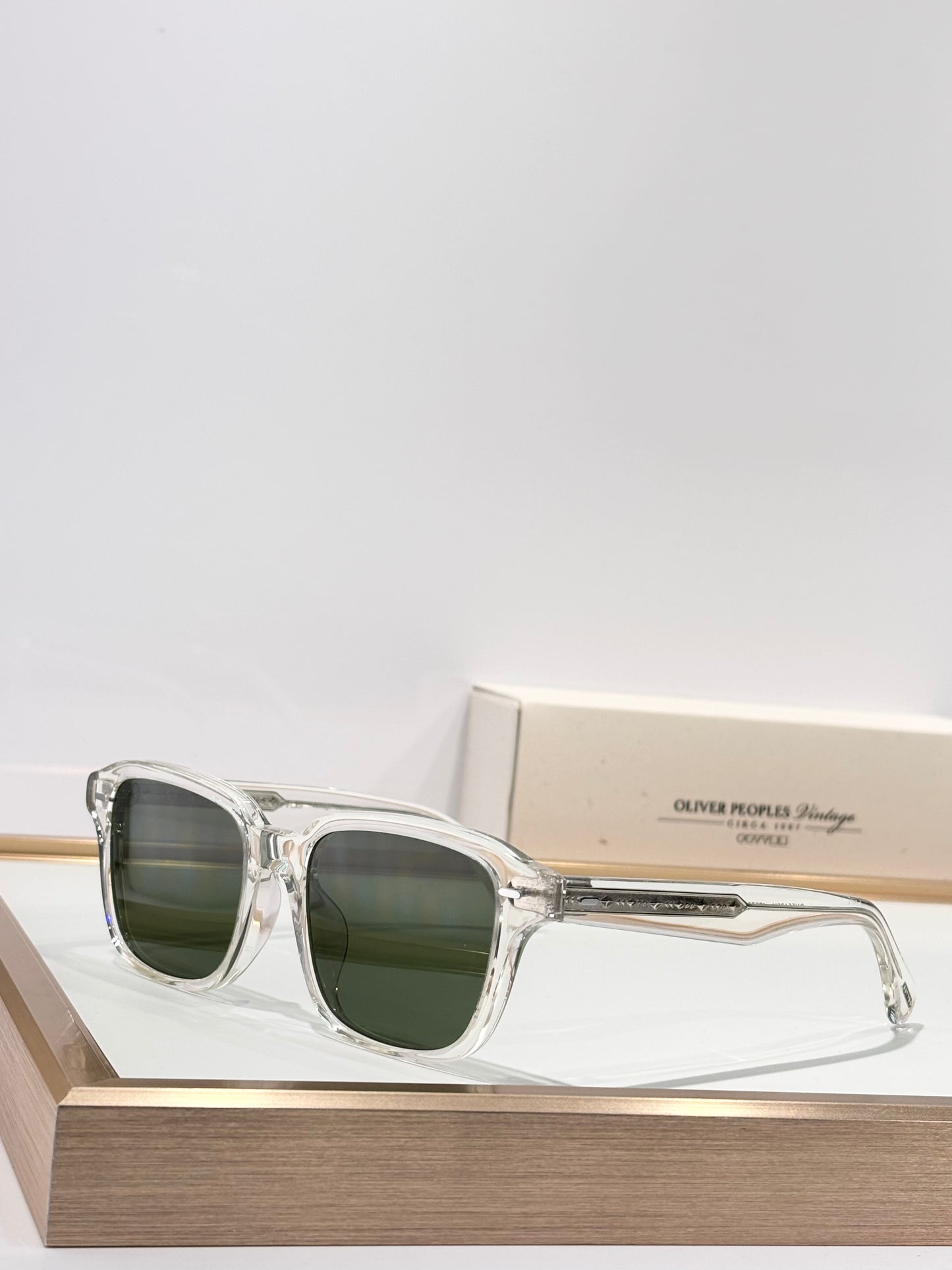 Oliver Peoples sun 2025